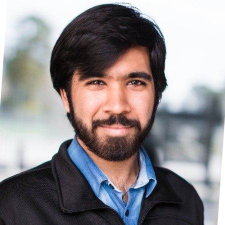 Nadir Akhtar